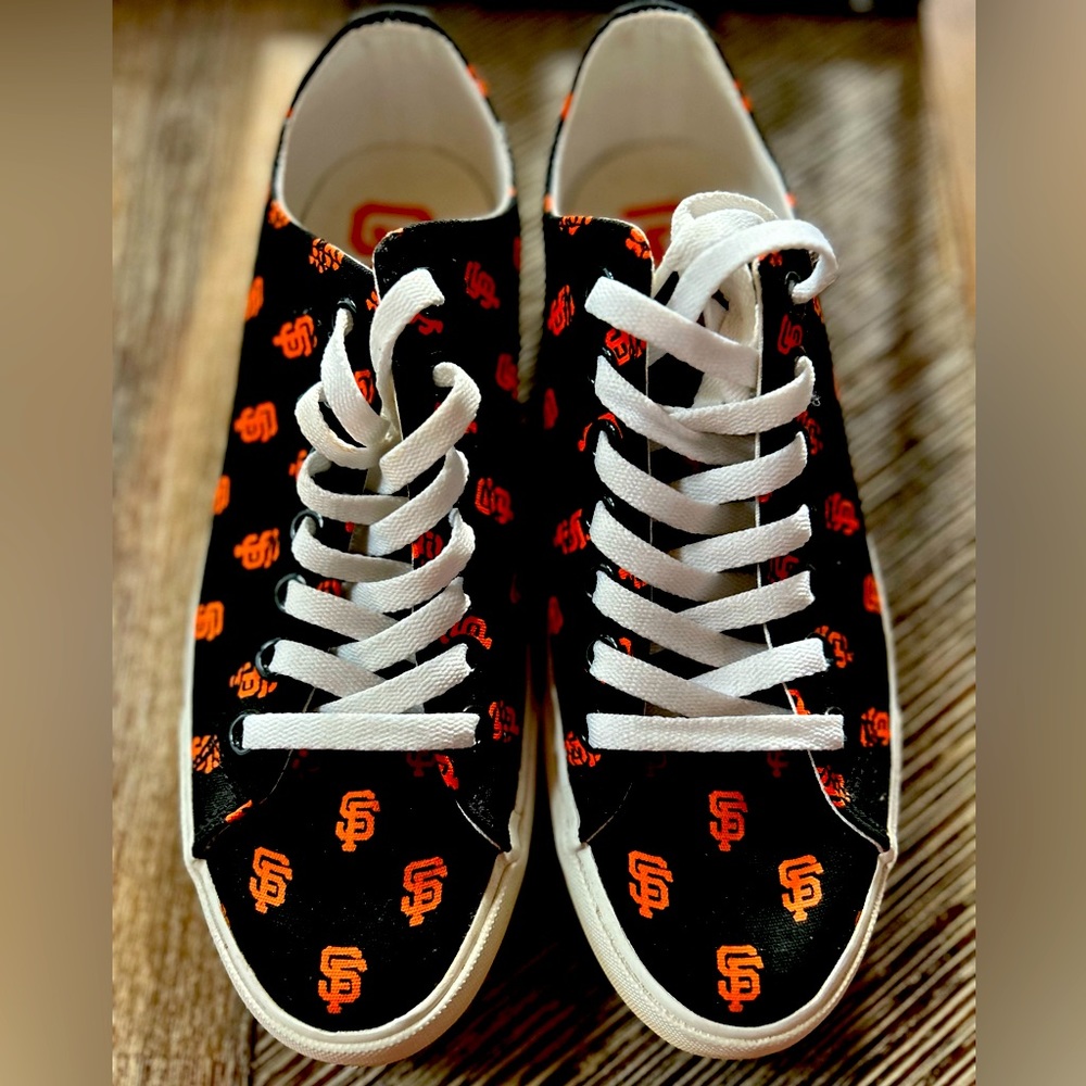 Row One MLB SF Giants sneakers NWOT